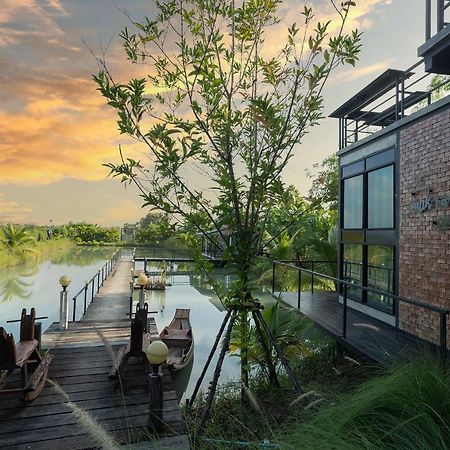 Falik Farm Stay Phra Nakhon Si Ayutthaya Exterior photo